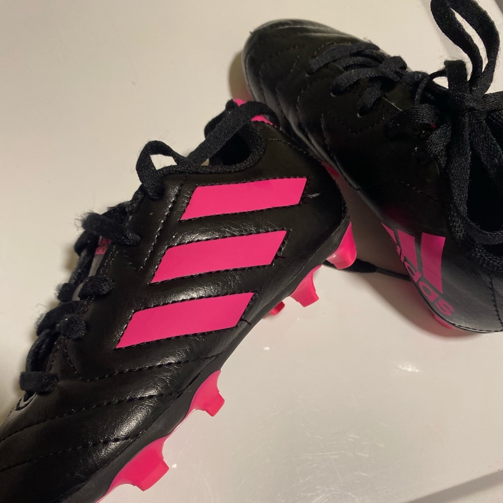 ADIDAS Kids soccer cleats